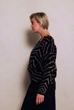 Afbeelding in Gallery-weergave laden, ZHRILL PULLOVER NINA ZEBRA black