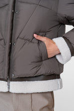 Load image into Gallery viewer, GEISHA JACKET SHORT WITH TEDDY brown
