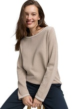 Afbeelding in Gallery-weergave laden, TOM TAILOR KNIT PULLOVER WITH BUBBLE STRUCTURE soft taupe bubble knit stripe