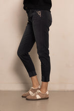 Afbeelding in Gallery-weergave laden, ZHRILL JEANS NOVA black
