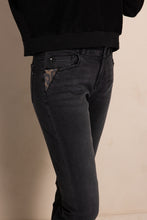 Afbeelding in Gallery-weergave laden, ZHRILL JEANS NOVA black
