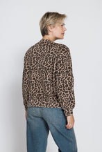 Load image into Gallery viewer, ZHRILL JACKET LILLA LUIPAARD PRINT sand/beige/taupe
