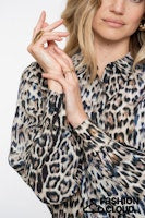 Load image into Gallery viewer, GEISHA BLOUSE ANIMAL camel/blue/black
