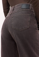Afbeelding in Gallery-weergave laden, ANGELS JEANS ELVA O-SHAPE espresso used
