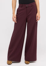Afbeelding in Gallery-weergave laden, ANGELS JEANS LIVA SLEEK WIDE LEG deep wine
