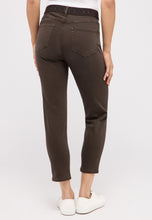 Afbeelding in Gallery-weergave laden, ANGELS JEANS ORNELLA SPORTY 7/8 SLIM FIT chocolate used

