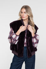 Afbeelding in Gallery-weergave laden, GEISHA GILET FUR WITH RIB burgundy
