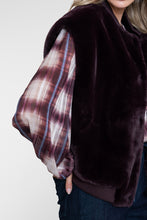 Afbeelding in Gallery-weergave laden, GEISHA GILET FUR WITH RIB burgundy
