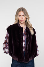 Afbeelding in Gallery-weergave laden, GEISHA GILET FUR WITH RIB burgundy
