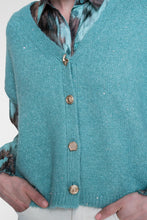 Afbeelding in Gallery-weergave laden, GEISHA KNITTED GILET MET KNOOP aqua
