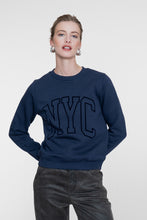 Afbeelding in Gallery-weergave laden, GEISHA SWEAT "NYC" navy
