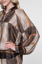 Afbeelding in Gallery-weergave laden, GEISHA BLOUSE SATIN brown/sand
