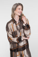 Afbeelding in Gallery-weergave laden, GEISHA BLOUSE SATIN brown/sand
