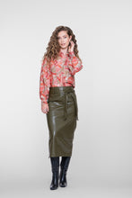 Load image into Gallery viewer, GEISHA BLOUSE coral/moss green
