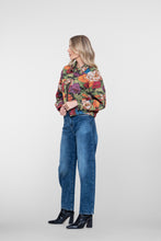 Load image into Gallery viewer, GEISHA JEANS BARREL mid blue denim
