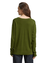 Load image into Gallery viewer, TOM TAILOR KNIT FLUENT V-NECK PULLOVER deep ivy green
