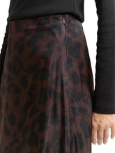 Afbeelding in Gallery-weergave laden, TOM TAILOR SKIRT SATIN brown black big leo print
