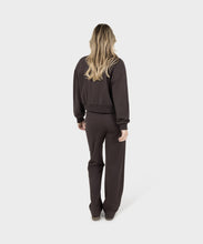 Load image into Gallery viewer, ZOSO BONDED TECH TRAVEL PANTS XANDRA espresso
