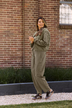 Load image into Gallery viewer, ZOSO TRAVEL BROEK SASCHA green
