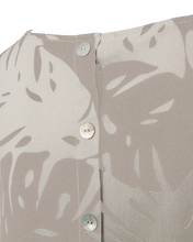 Afbeelding in Gallery-weergave laden, FREEQUENT TOP LAVISCO ALL OVER PRINT moonbeam w. simply taupe
