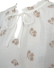 Load image into Gallery viewer, FREEQUENT BLOUSE WENDY WITH EMBROIDERY star off white w. simply taupe
