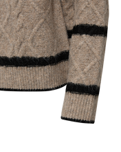 Afbeelding in Gallery-weergave laden, FREEQUENT PULLOVER HIRO CABLE STRIPE PATTERN desert taupe mel. w. black
