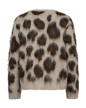 Afbeelding in Gallery-weergave laden, FREEQUENT CARDIGAN LIPPI LONGHAIR YAM JAQUARD oyster grey mel w. mole mel
