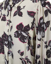 Afbeelding in Gallery-weergave laden, FREEQUENT BLOUSE MONY PRINTED BALLOON SLEEVES moonbeam w. nightshade
