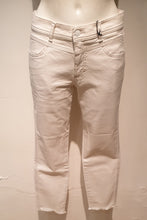 Afbeelding in Gallery-weergave laden, ANGELS ORNELLA MODERN FRINGE light ecru
